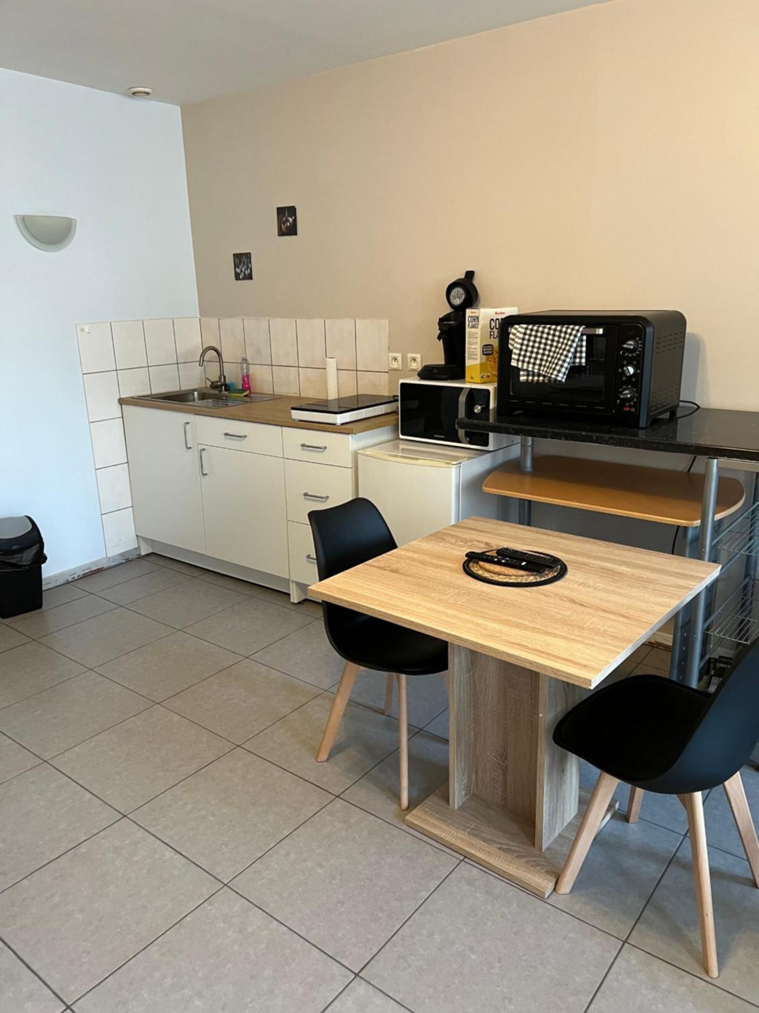 Cosy Studio La Celle-sur-Loire Bagian luar foto