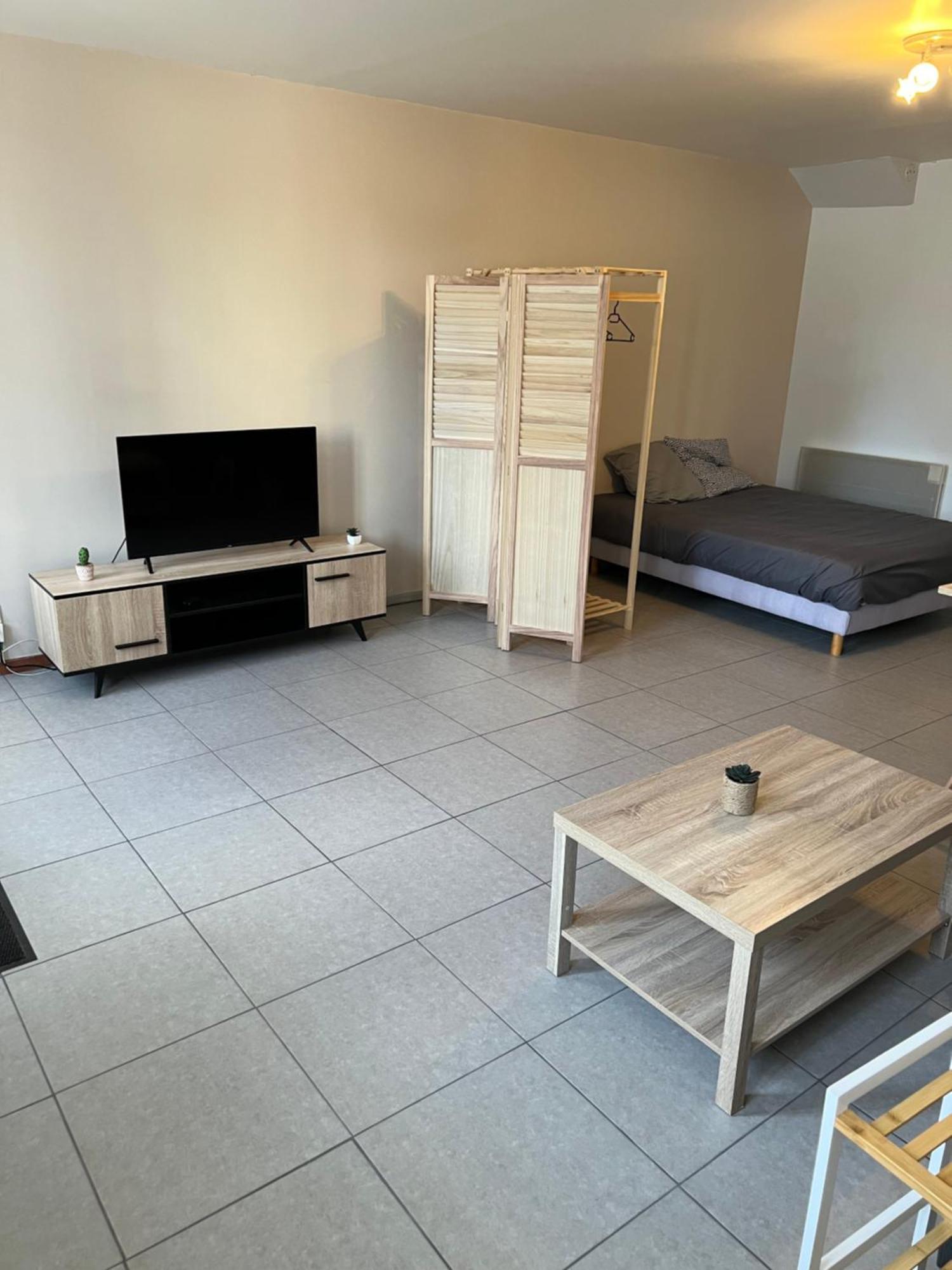 Cosy Studio La Celle-sur-Loire Bagian luar foto